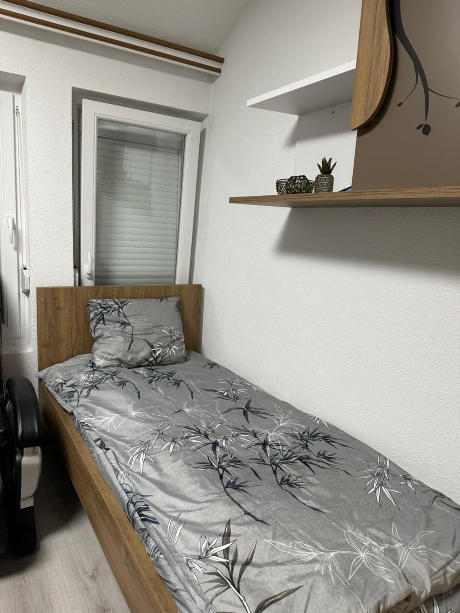 Skyline Apartment 2 Peja Kültér fotó